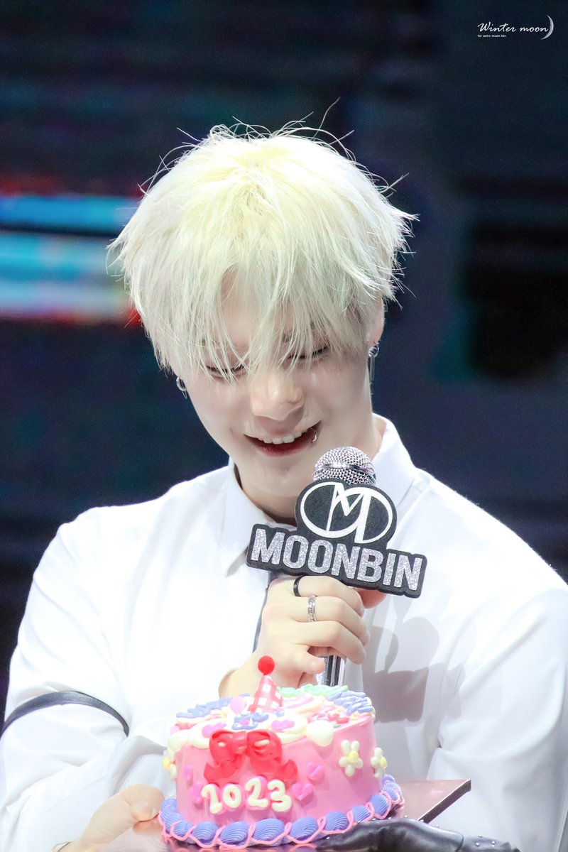 [잡담] 오늘 내 남편 생일이야 다들 축하해줘💜❤️ | 인스티즈