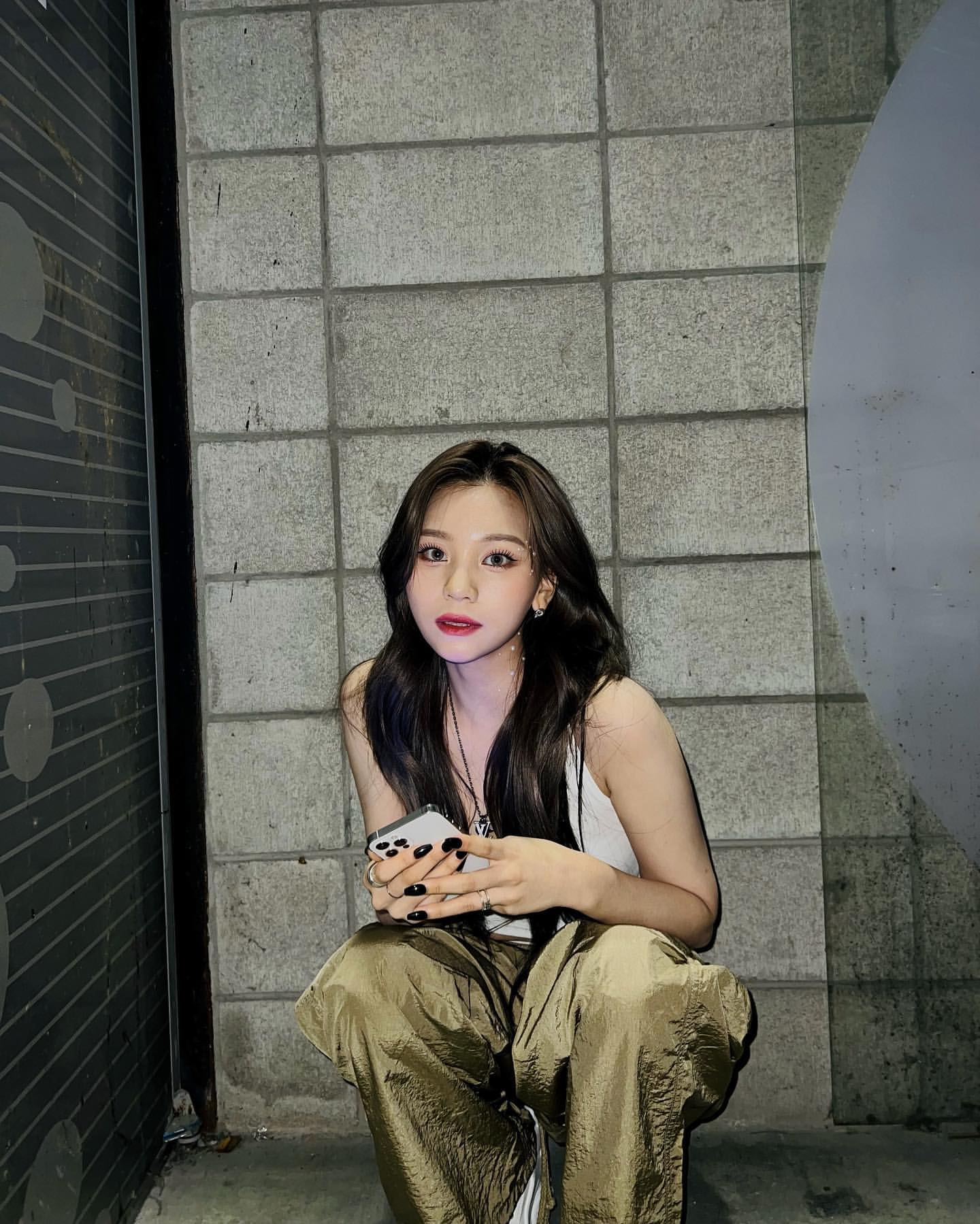 [잡담] 엄지 인별 떴는데 진짜 아메리칸 핫걸스똬일 | 인스티즈