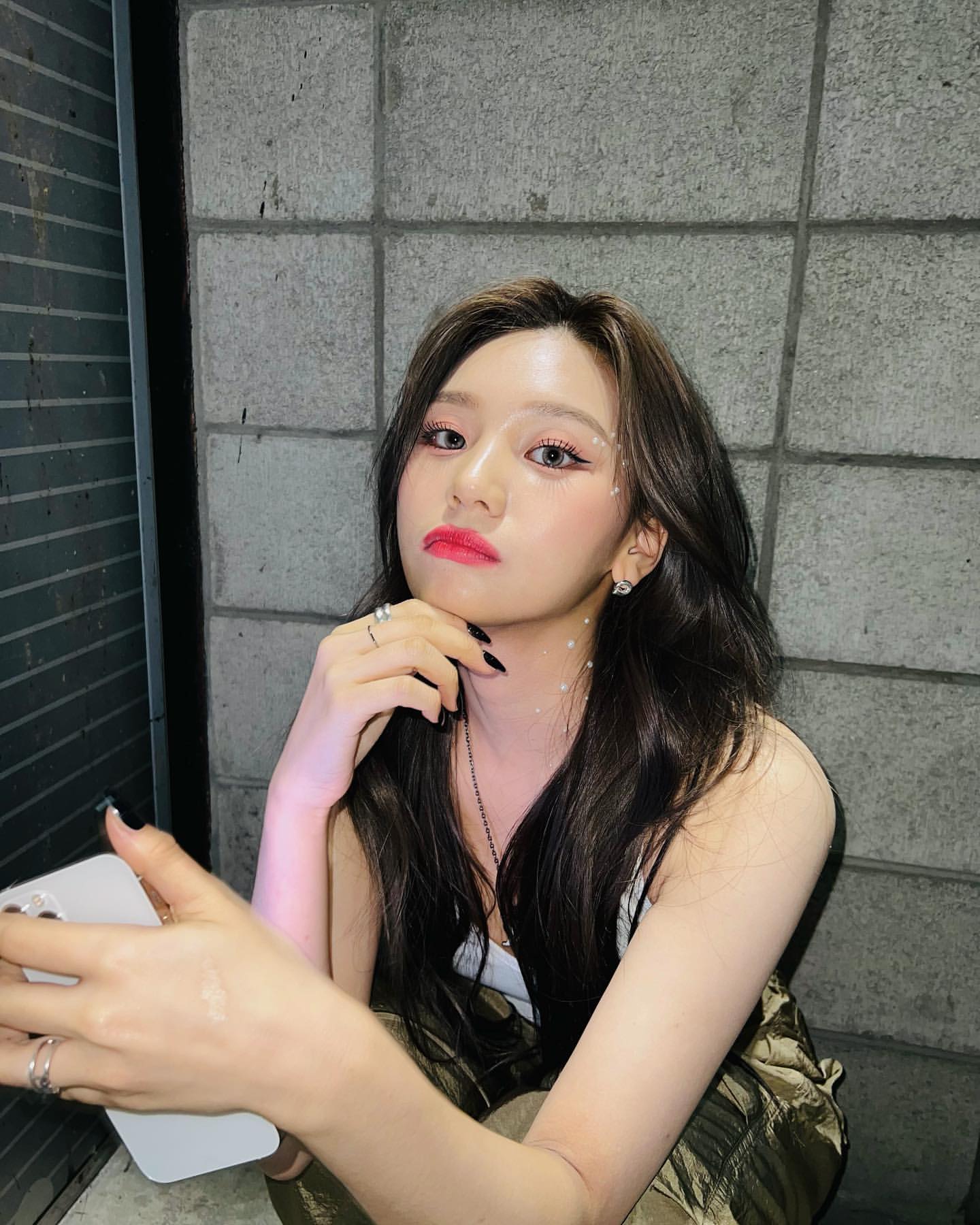 [잡담] 엄지 인별 떴는데 진짜 아메리칸 핫걸스똬일 | 인스티즈