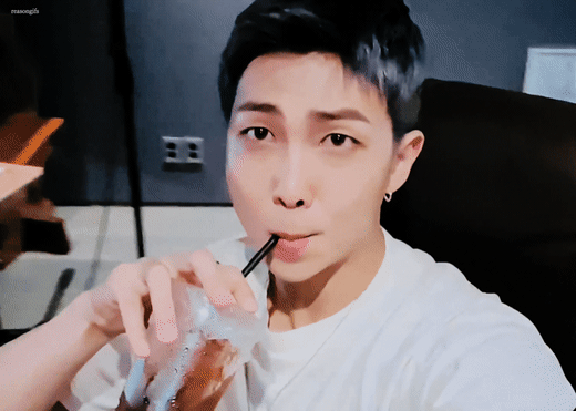 [잡담] 난 방탄 알엠 더워서 머리 확 깎아버렸을 때 좋아했음ㅋㅋㅋ | 인스티즈