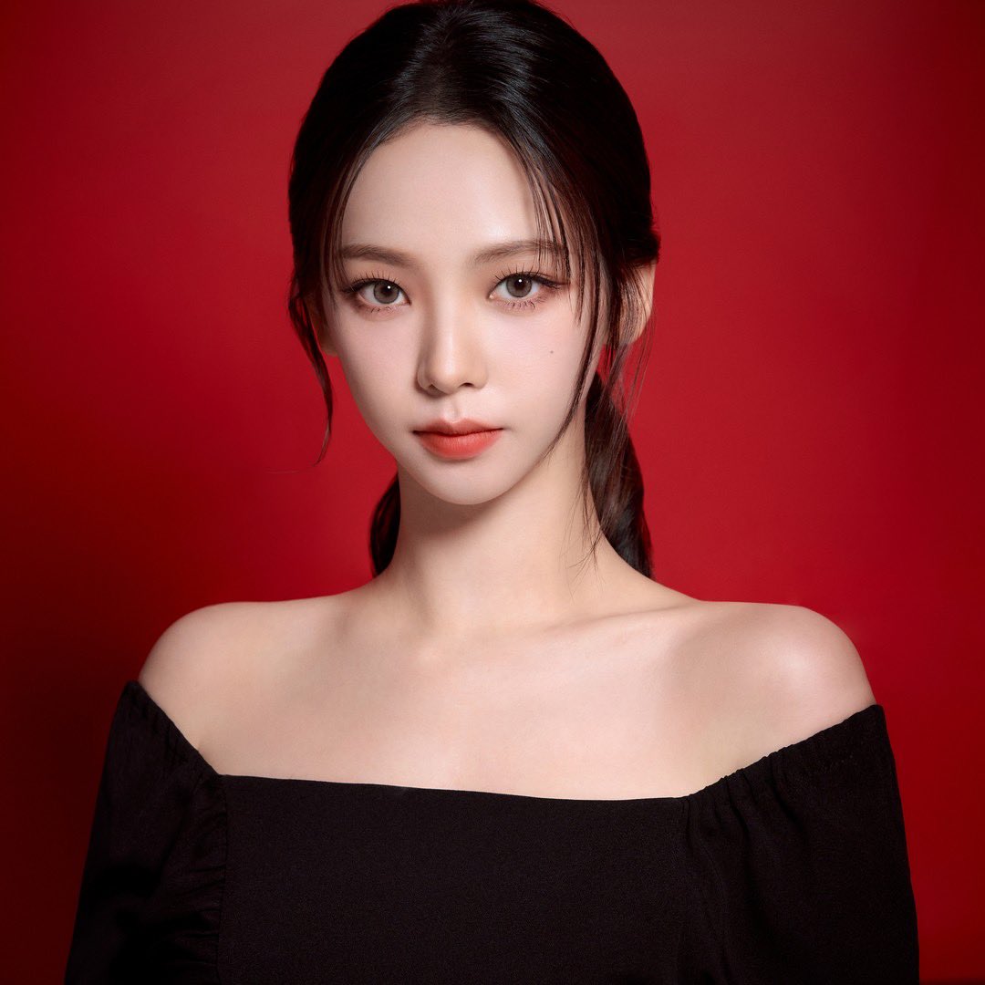 [잡담] 카리나 요새 왜 이렇게 이쁘지? | 인스티즈