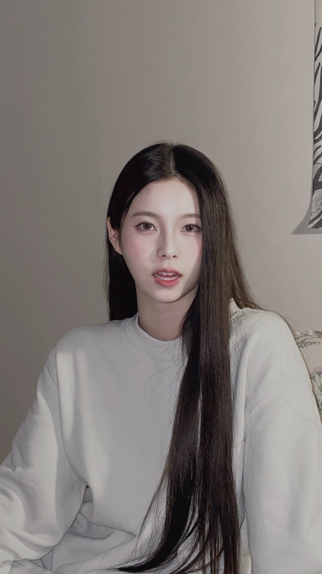 [잡담] 와 엔믹스 규진 친구가 찍어준 사진이라는데 | 인스티즈