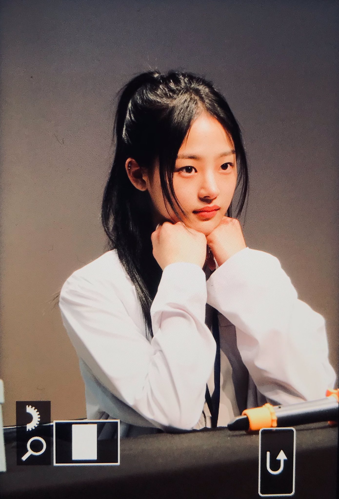 [잡담] 민지쌤 피어싱이... 너무너무다 | 인스티즈