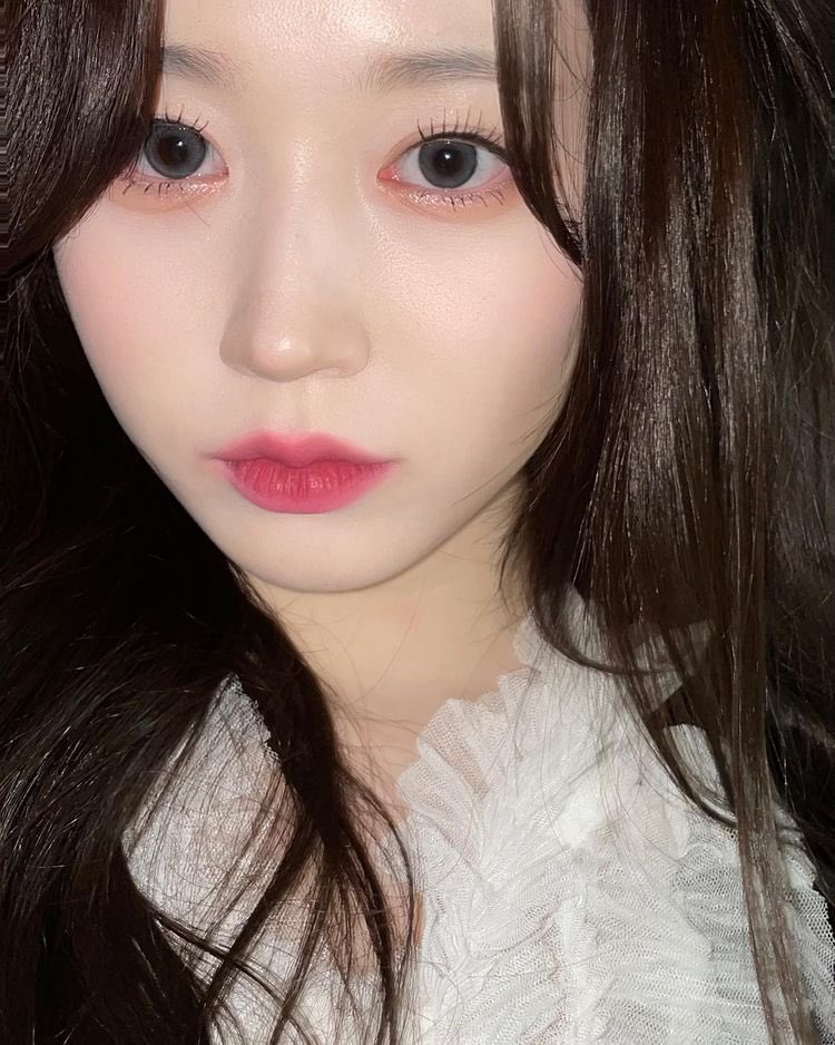 [잡담] 해원 설윤 후면셀카 ㄹㅈㄷ | 인스티즈