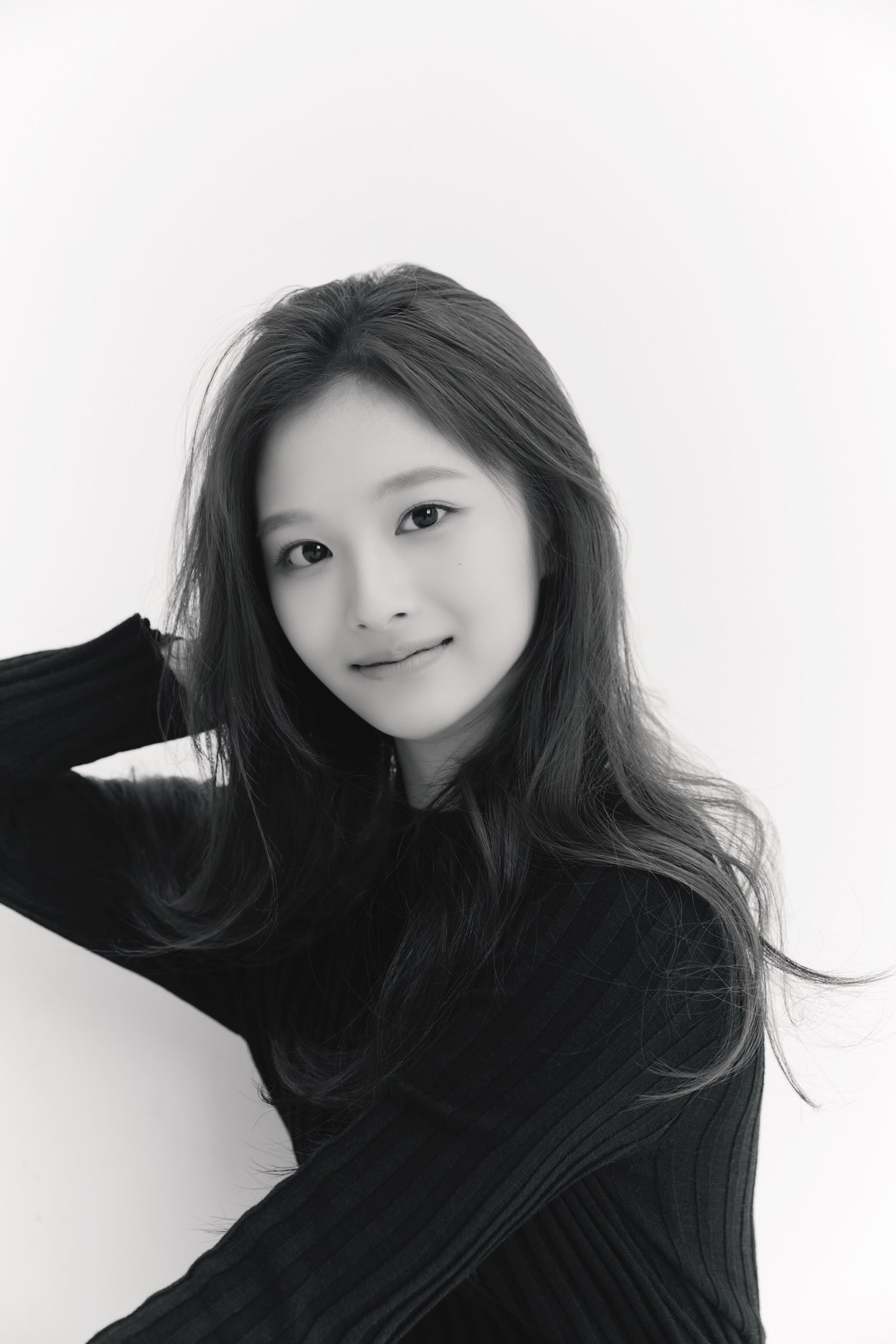 [잡담] 설윤이 배우 프로필 사진같음 분위기 미쳤어 | 인스티즈