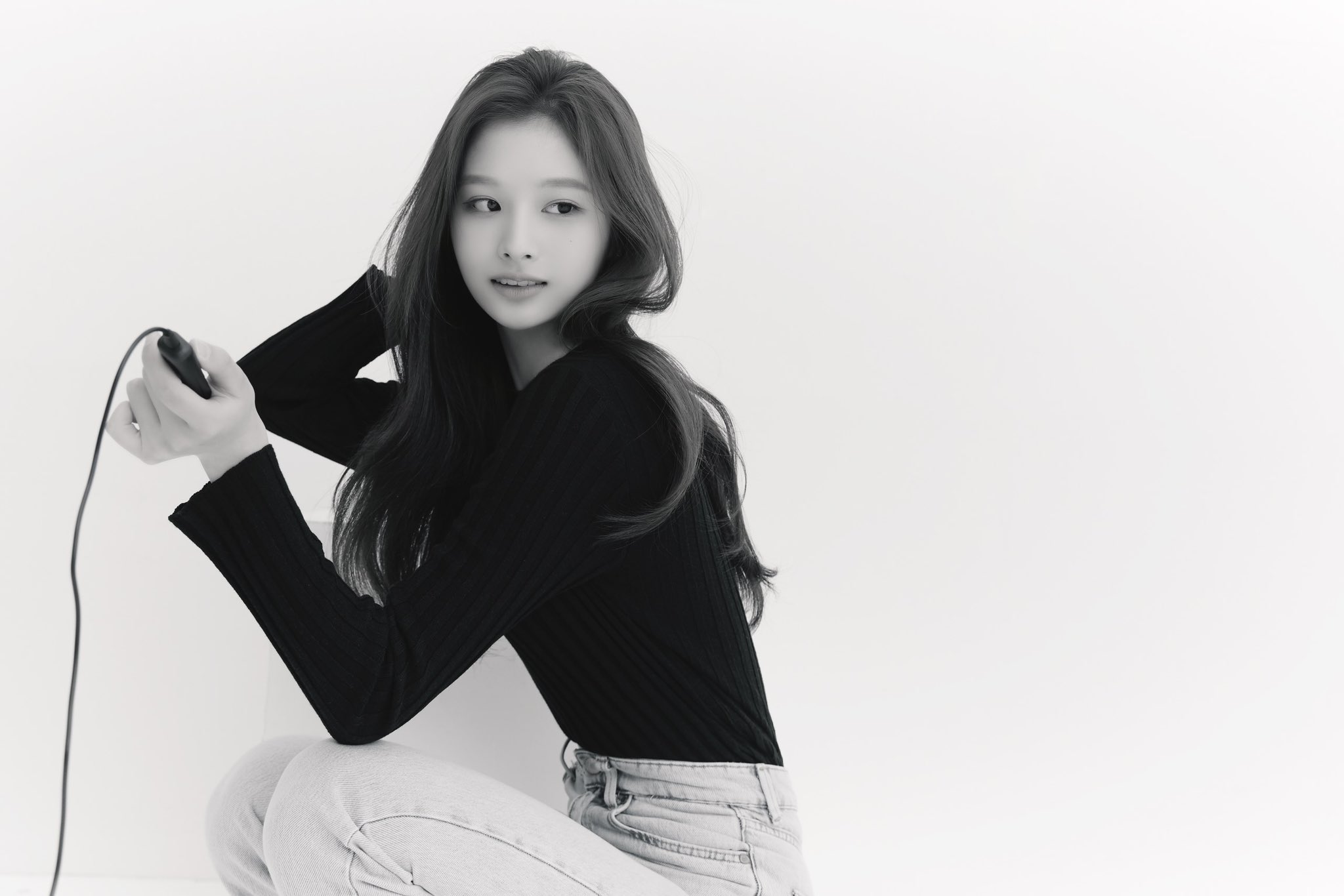 [잡담] 설윤이 배우 프로필 사진같음 분위기 미쳤어 | 인스티즈