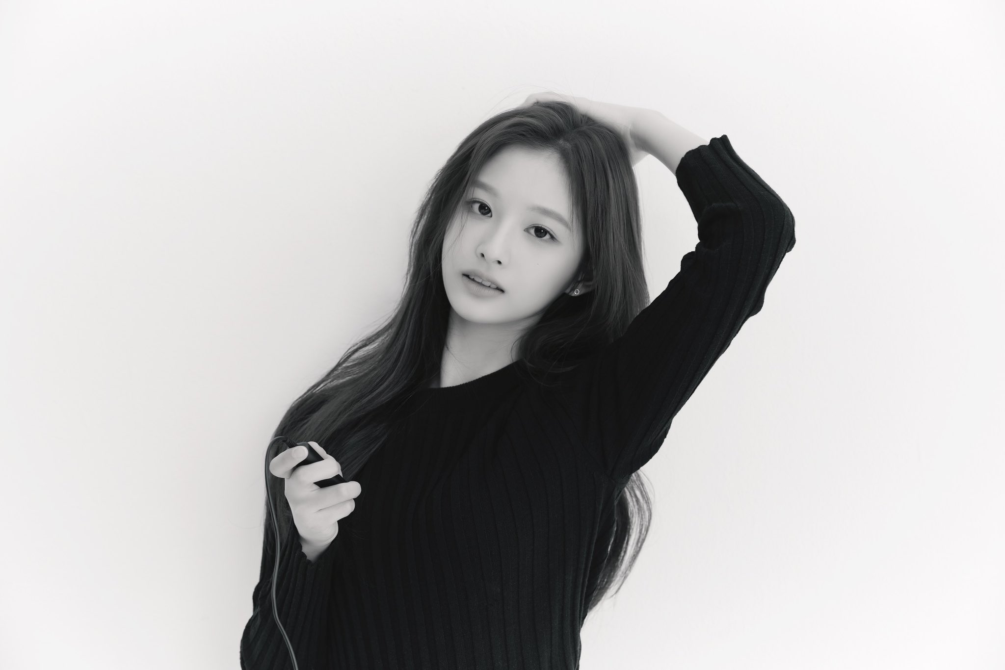 [잡담] 설윤이 배우 프로필 사진같음 분위기 미쳤어 | 인스티즈