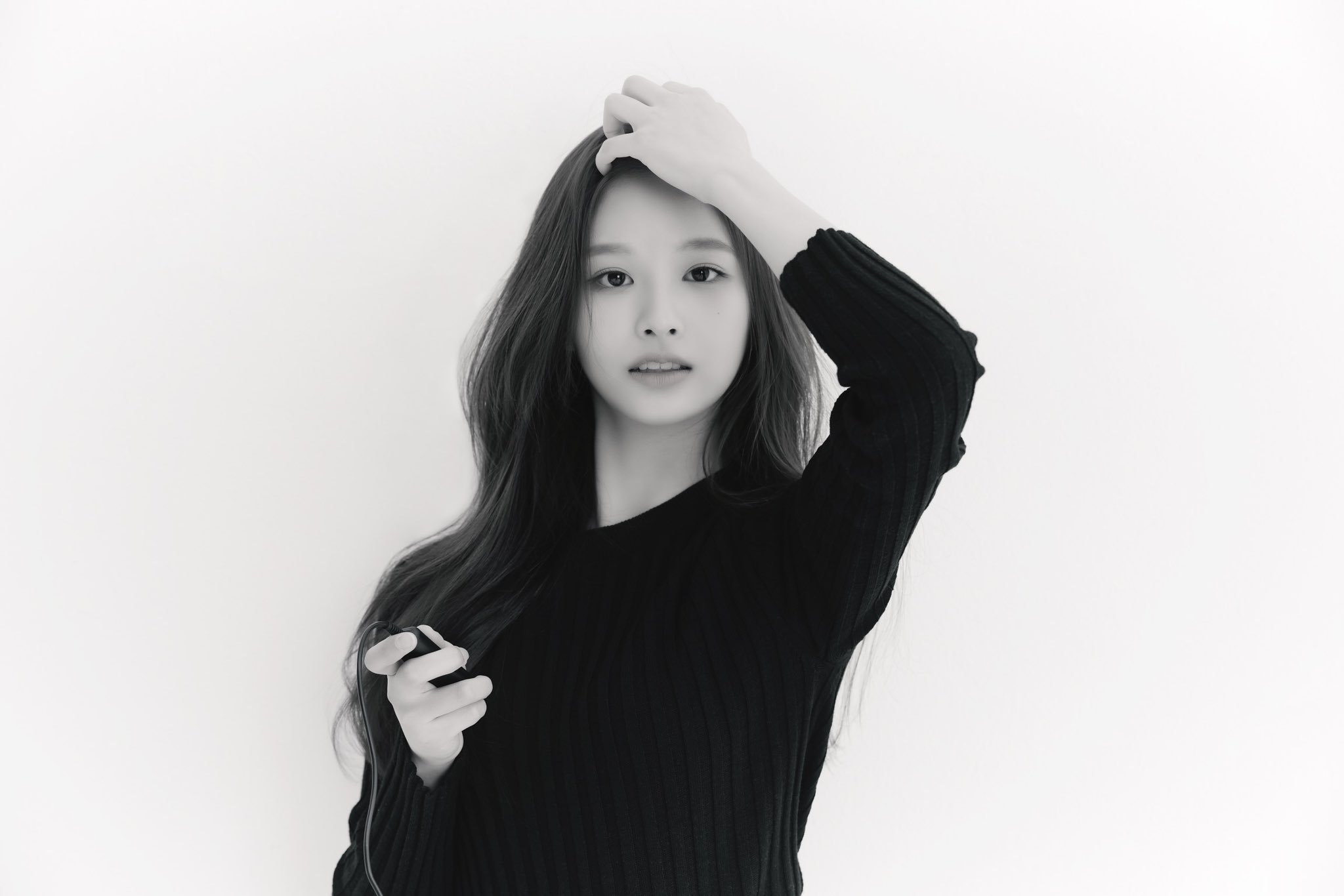 [잡담] 설윤이 배우 프로필 사진같음 분위기 미쳤어 | 인스티즈