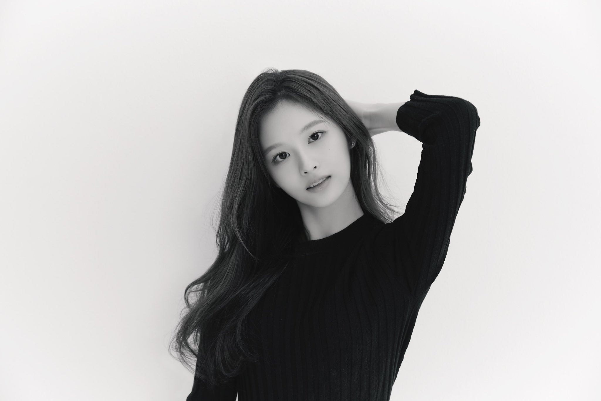[잡담] 설윤이 배우 프로필 사진같음 분위기 미쳤어 | 인스티즈