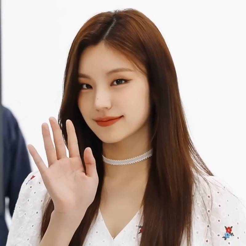 최근 코에 있는 점을 뺀 ITZY 있지 예지 | 인스티즈