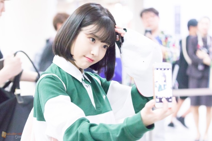 [잡담] 아이유 차기작에서 이렇게 생겼을 것 같음🥹 | 인스티즈