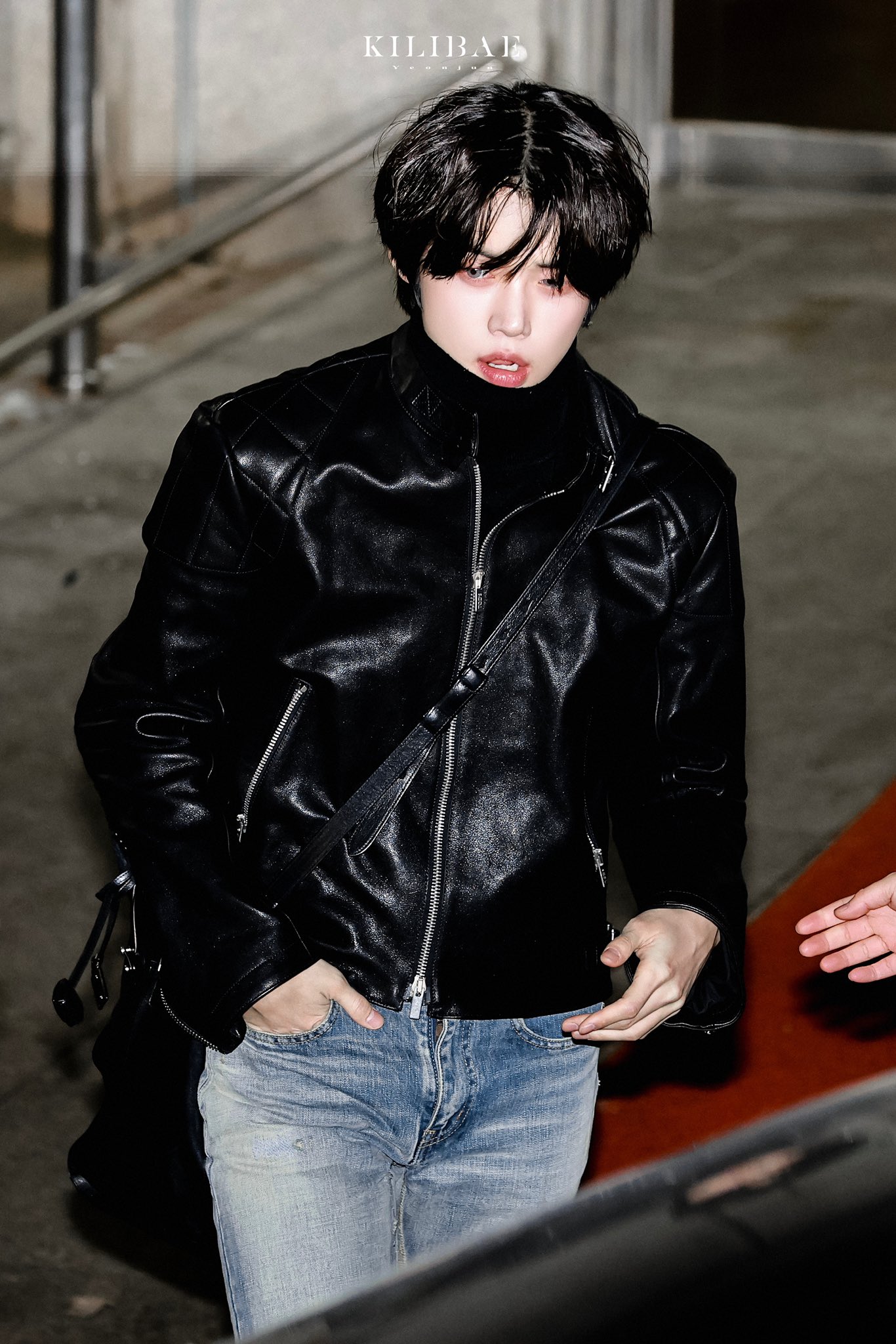 [잡담] 투바투 연준 뮤뱅 퇴근길 미쳤,,,, | 인스티즈