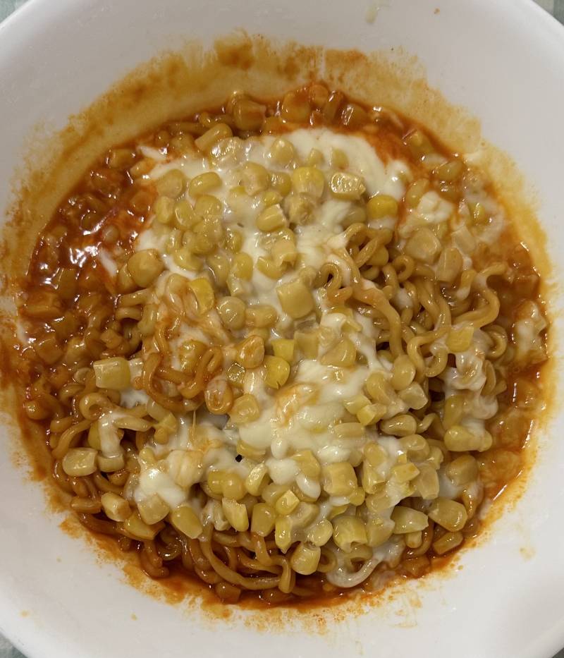나 불닭이 맛있다고 느껴본 적 없는데 | 인스티즈