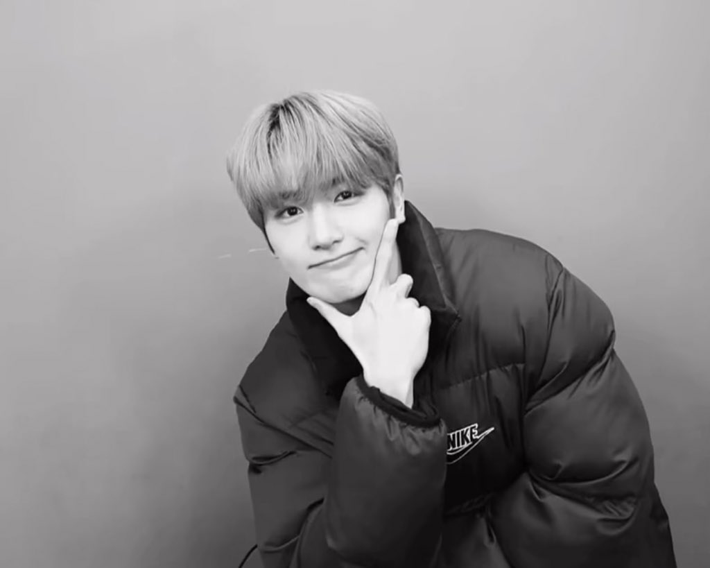 [잡담] 더보이즈 현재 아이돌 자아 on off 대비 | 인스티즈