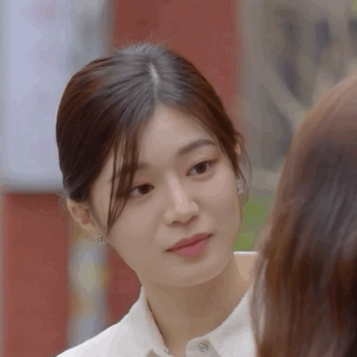 [잡담] 아니 장미 쳐다보는 스민 눈빛봐 | 인스티즈