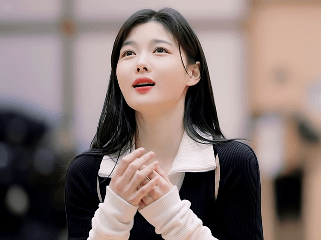 예뻐서 실검 1위 바로 찍었던 김유정 프로필 사진 | 인스티즈