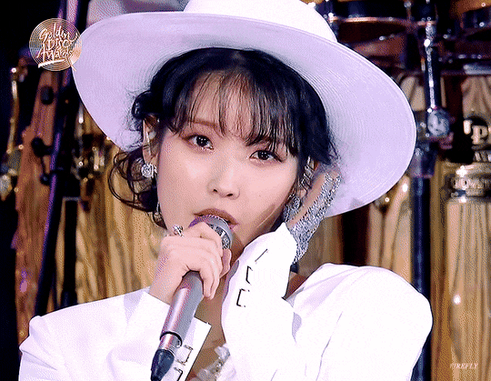 [잡담] 내 기준 아이유 스타일링 레전드 무대 | 인스티즈