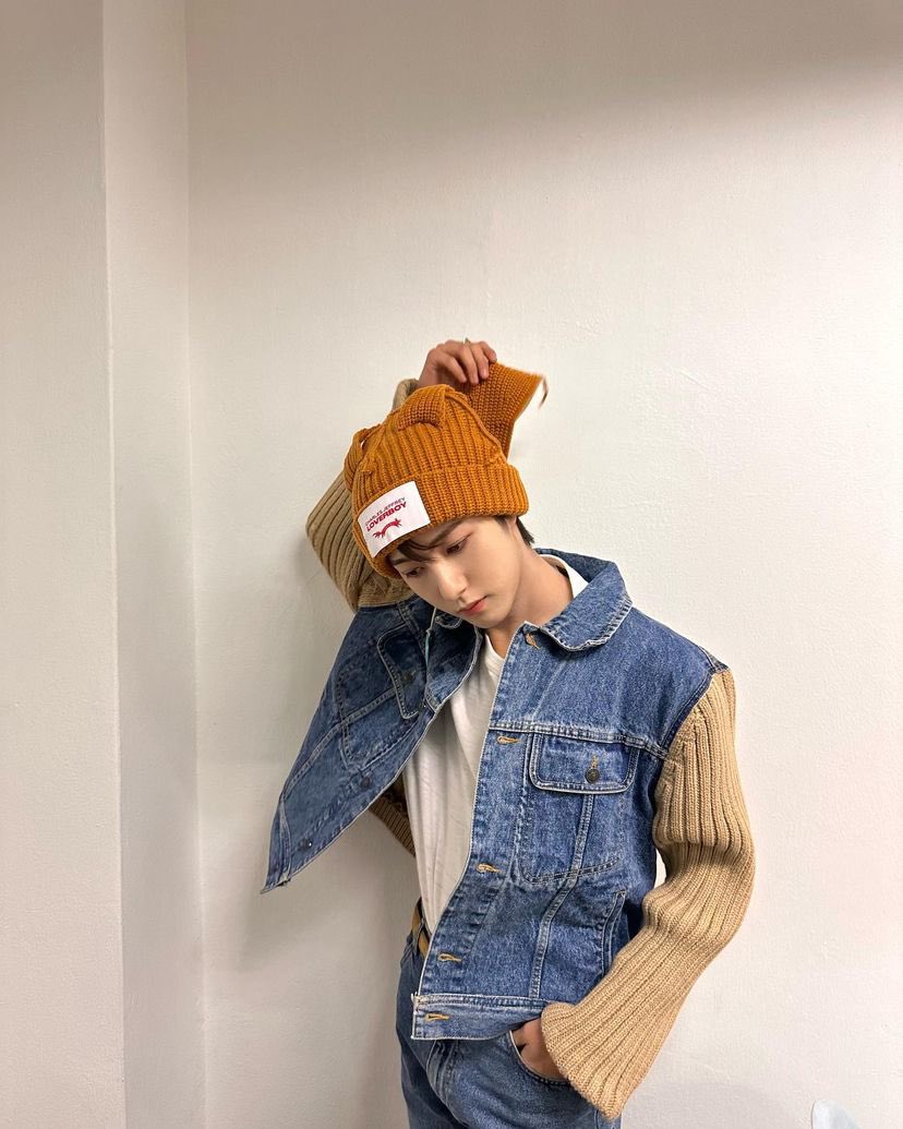 [잡담] 아들~ ◠‿◠ 모자 올 풀렸어 엄마가 잘라줄게 이리 줘 봐 | 인스티즈