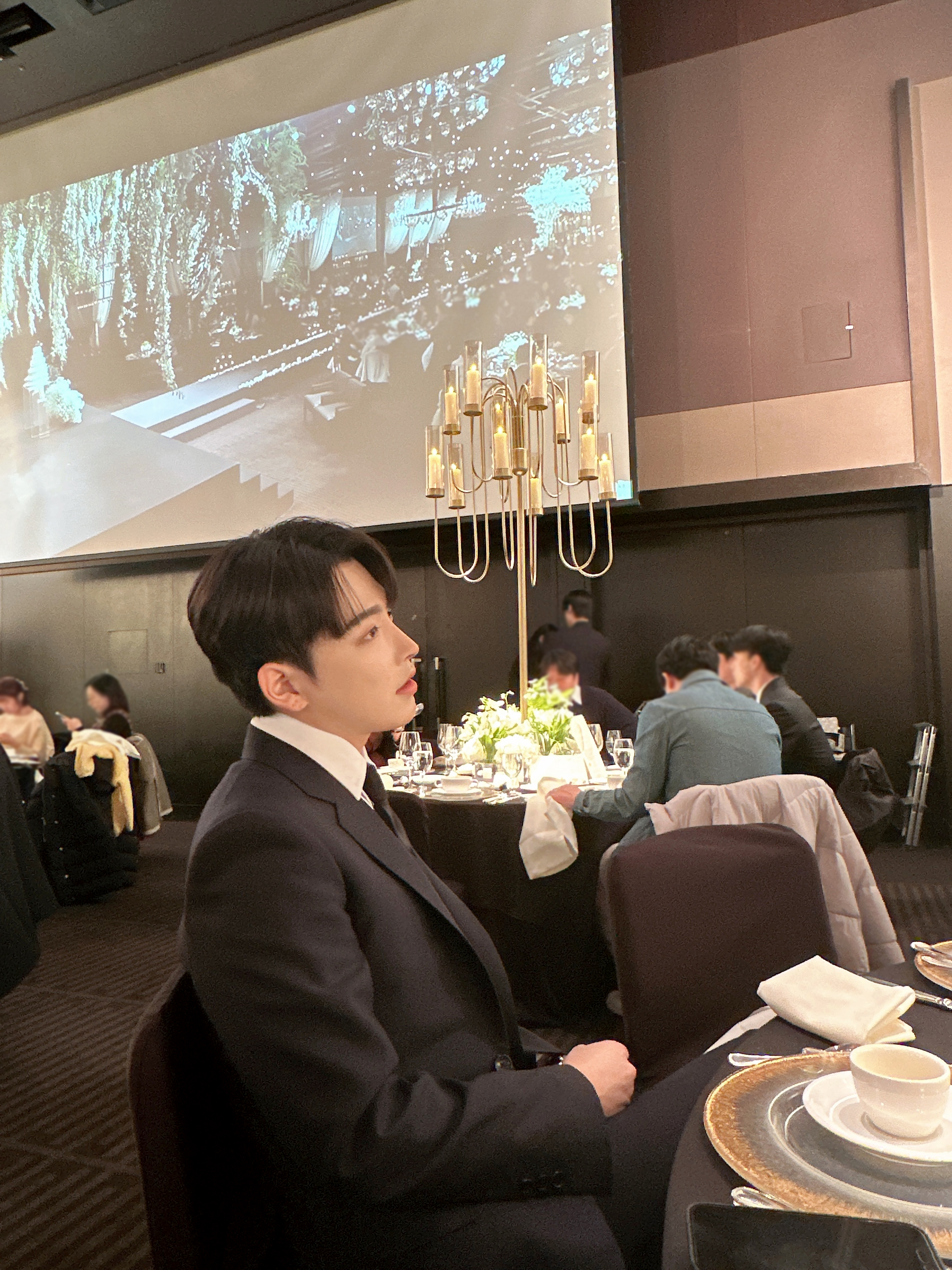 [잡담] 결혼식 간 에이티즈 너무 고자극 | 인스티즈