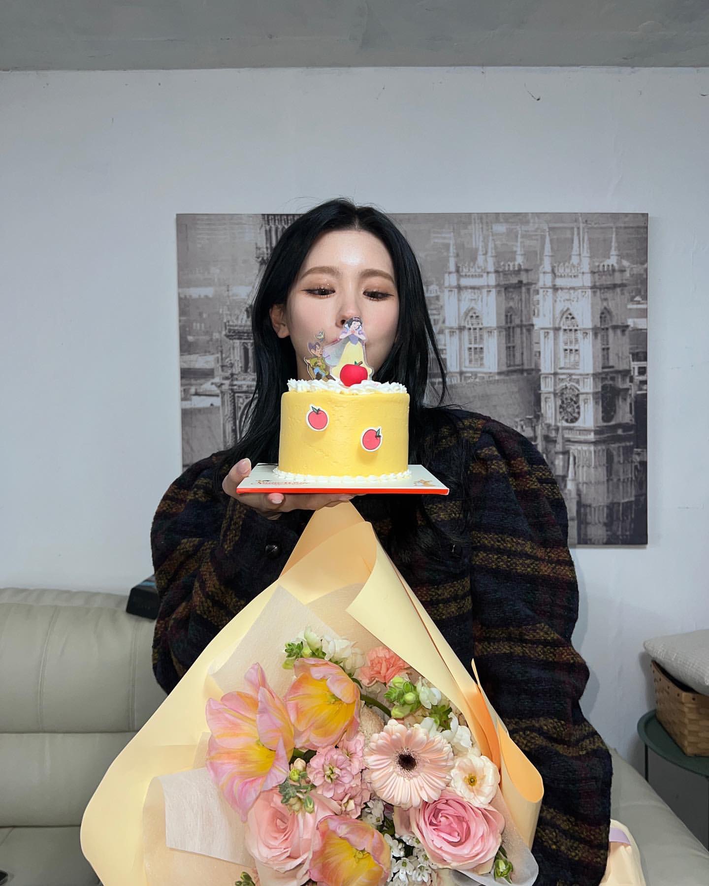 [잡담] 흑발 미연 진짜 너무 예쁘잖아 | 인스티즈