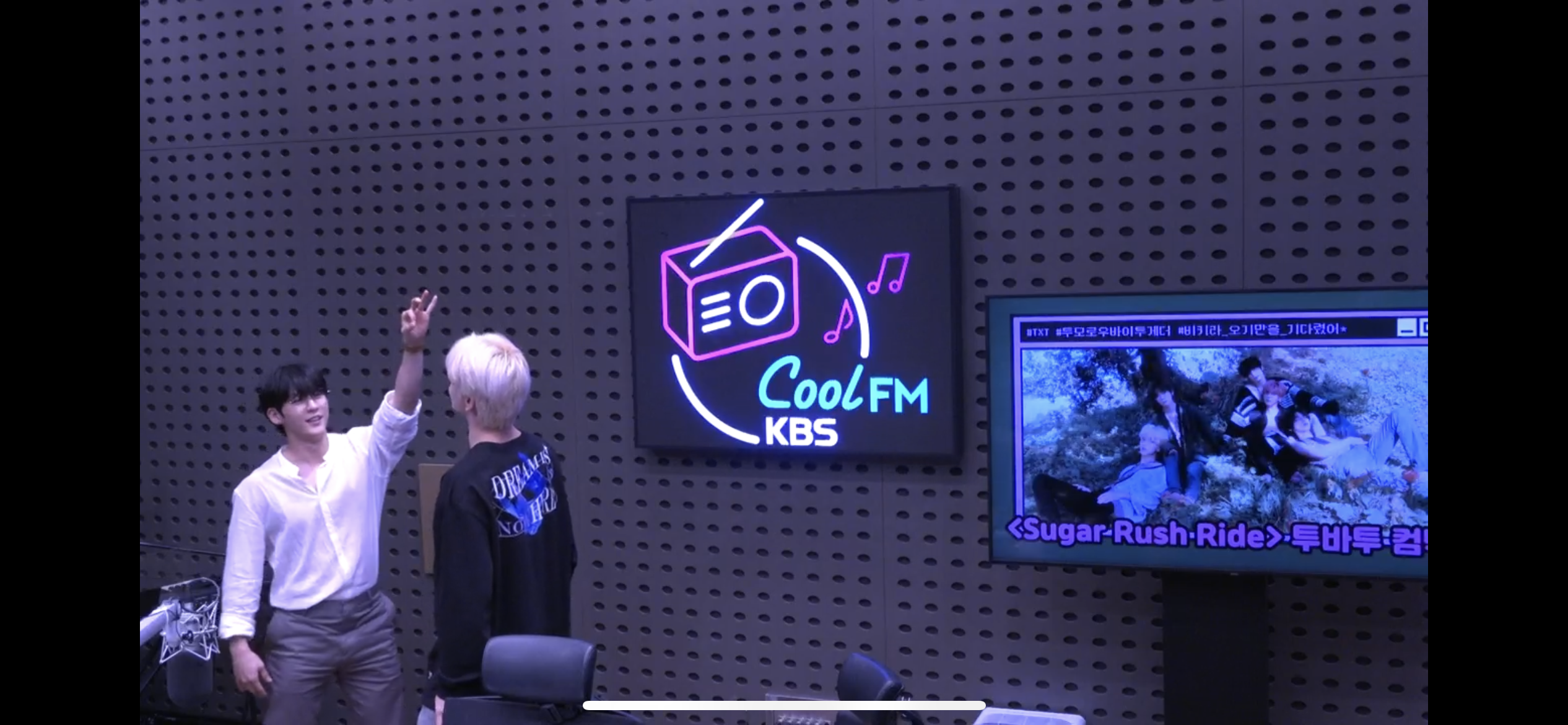 [잡담] 와 비키라 보는데 민혁님 안무 냥빨리 땀 | 인스티즈