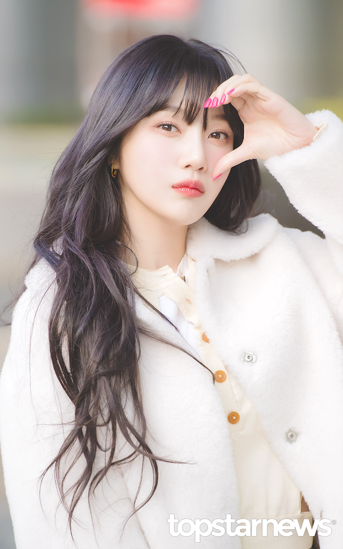 [잡담] 조이 이날 아우터 정보 아는 사람 ㅈㅂㅈㅂ | 인스티즈