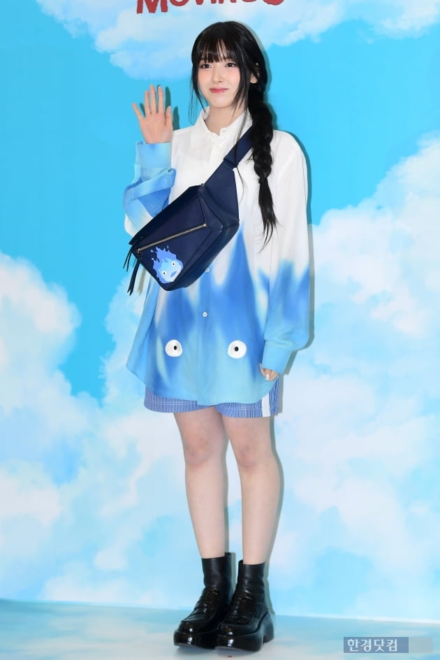 [잡담] 지우 오늘 너무 예쁘고 귀여워서 기사사진 많이 주움 | 인스티즈