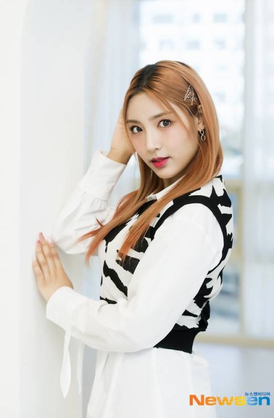 태어났을 때부터 한결 같이 이목 구비 자기 주장 뚜렷한 여돌 | 인스티즈