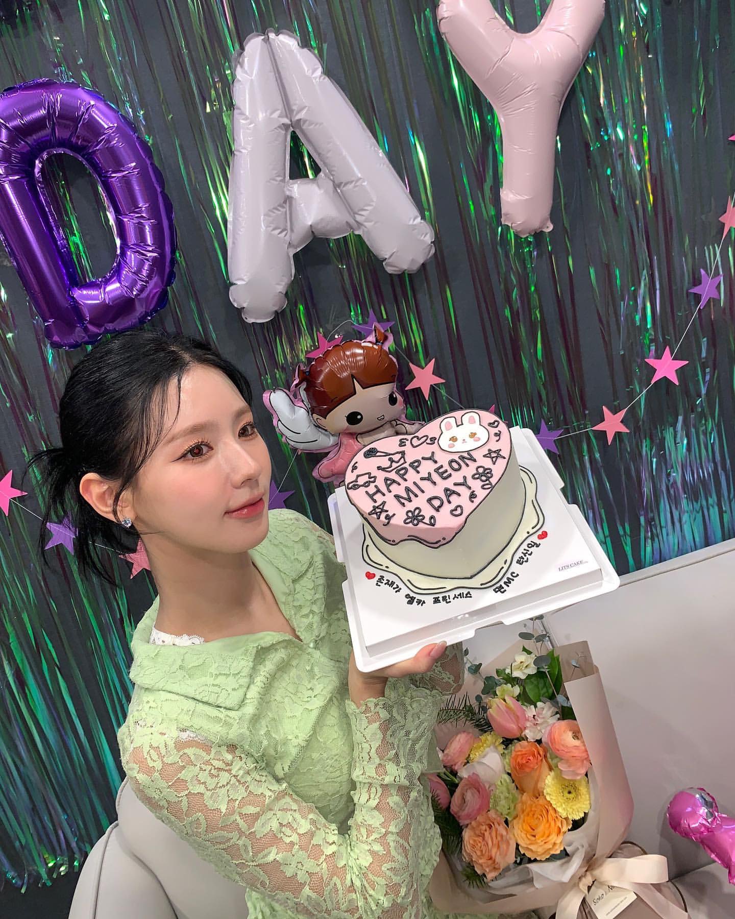 [잡담] 엠카 공주 미연 생일에 진심인 엠카 | 인스티즈