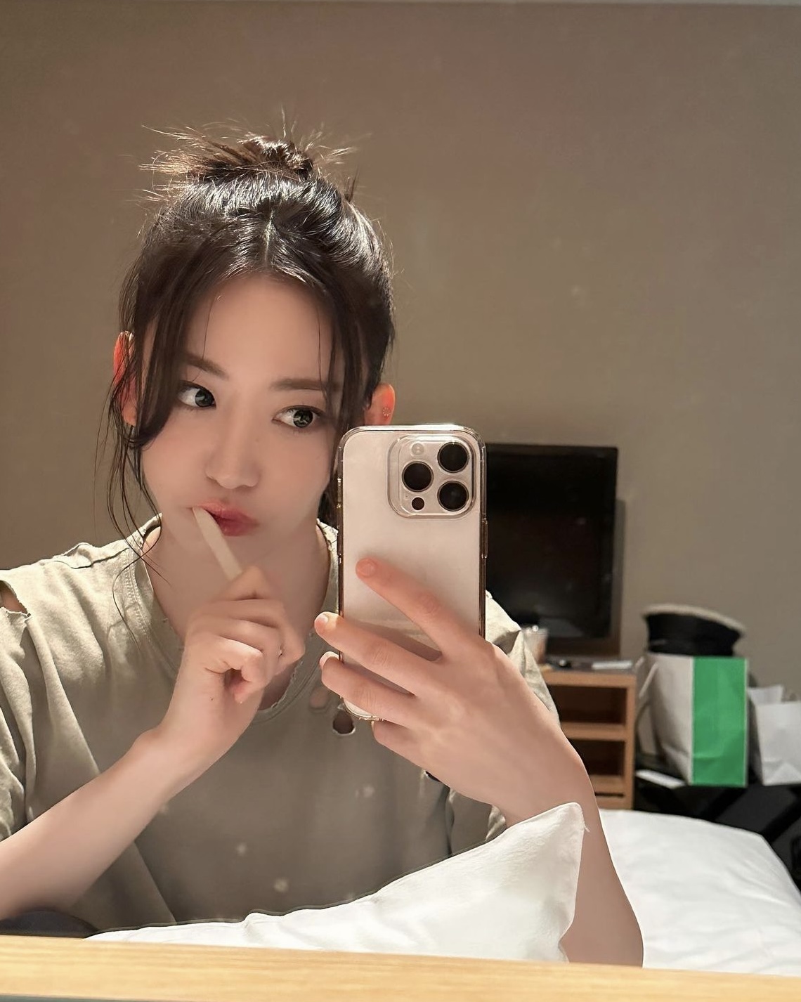 [잡담] 르세라핌 사쿠라 돈 잘 안쓴다더니 맞네… | 인스티즈