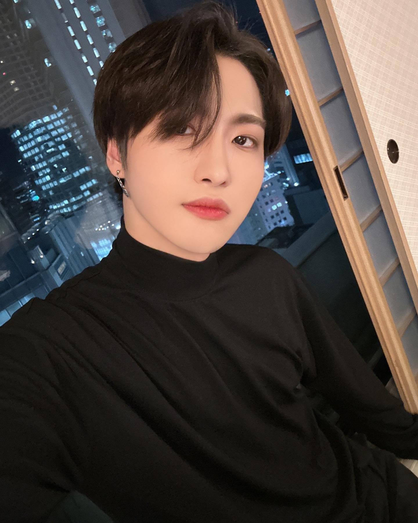 [잡담] 박성화 진짜 개잘생겼다 | 인스티즈