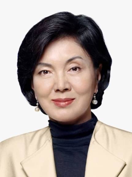 한국 부자순위 상위권에 있는 사람들이라는데 익들은 얼굴 아는사람 몇명임? | 인스티즈
