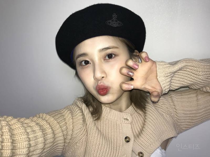 예쁘다는 반응 많은 단발 머리 베레모 착장 | 인스티즈