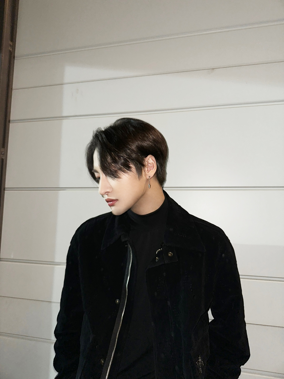 [잡담] 최근에 머리 좀 기른 거 너무 내 취향으로 잘생김...🥺💕 | 인스티즈