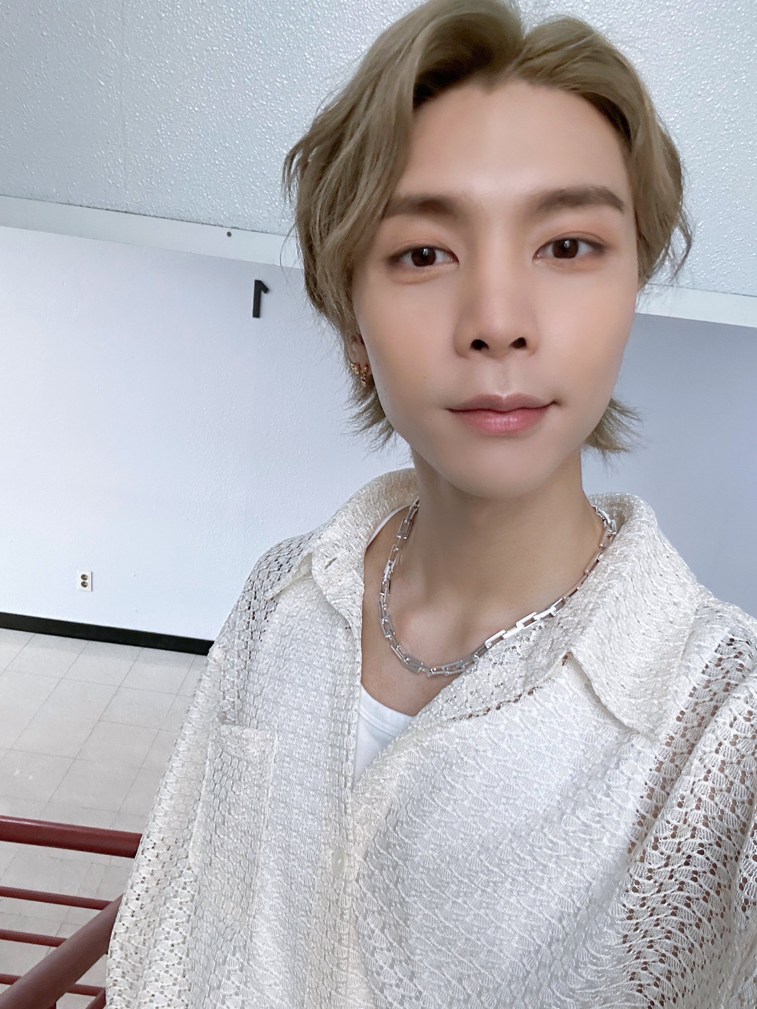[잡담] 엔시티쟈니 반짝이 바른거 같애?? | 인스티즈