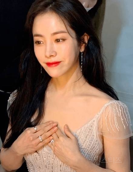 유명여자연예인으로 보는 한국과 미국에서 주로 선호되는 스타일.jpg | 인스티즈