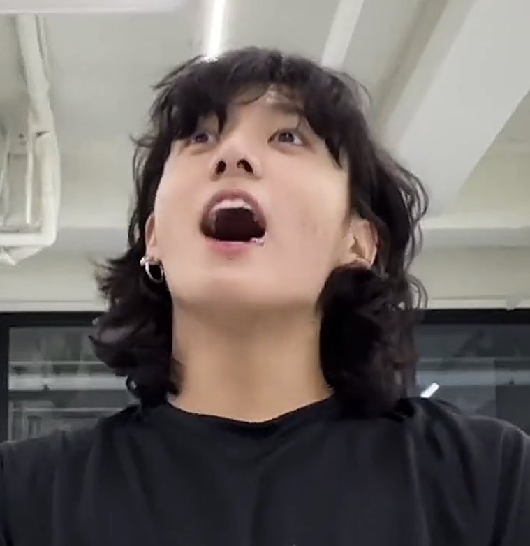[잡담] 눈뜨자마자 어제 정국라이브 또 봤음 | 인스티즈