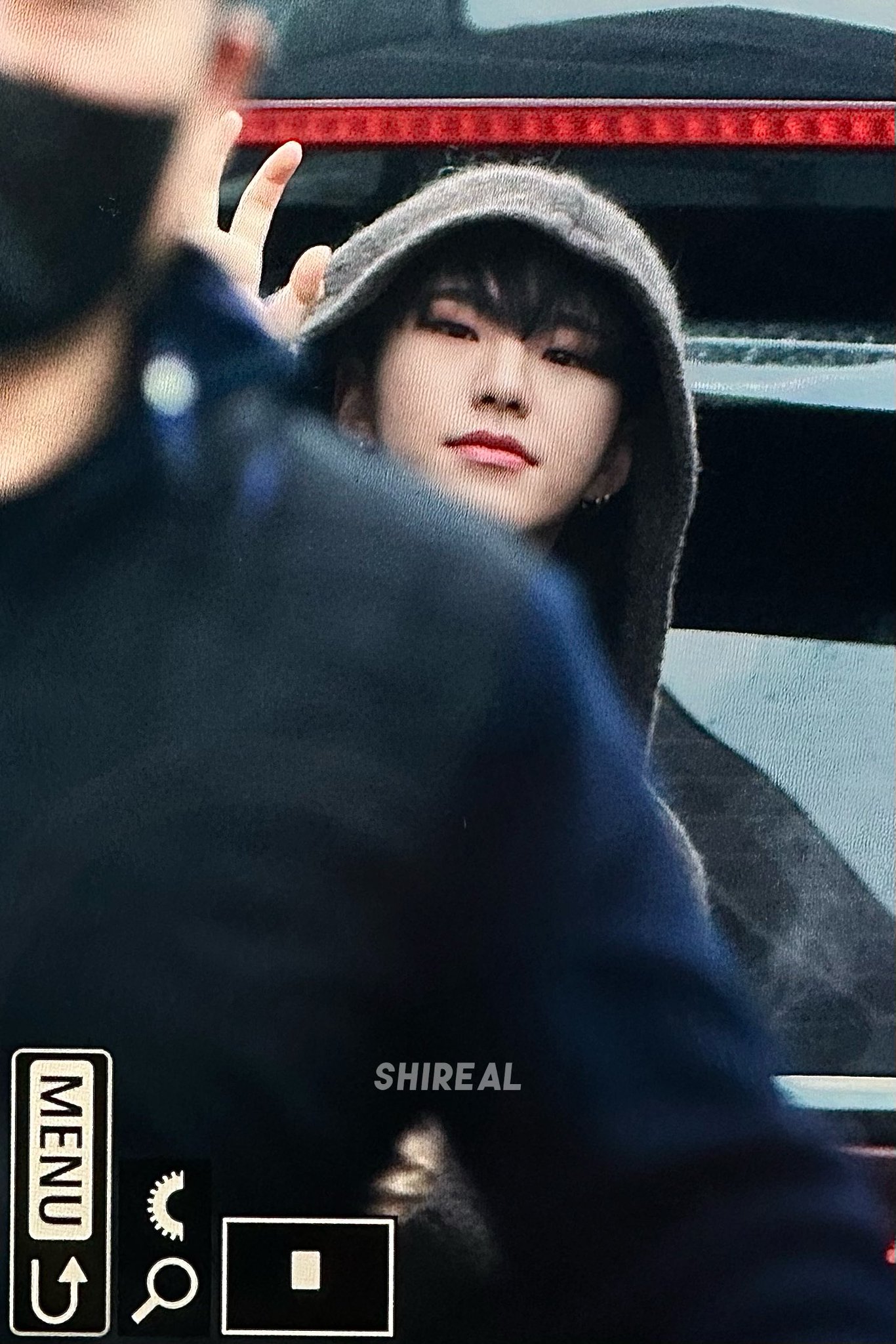 [잡담] 오늘 호시 너무 남자고 잘생겼는데 귀여워,, | 인스티즈
