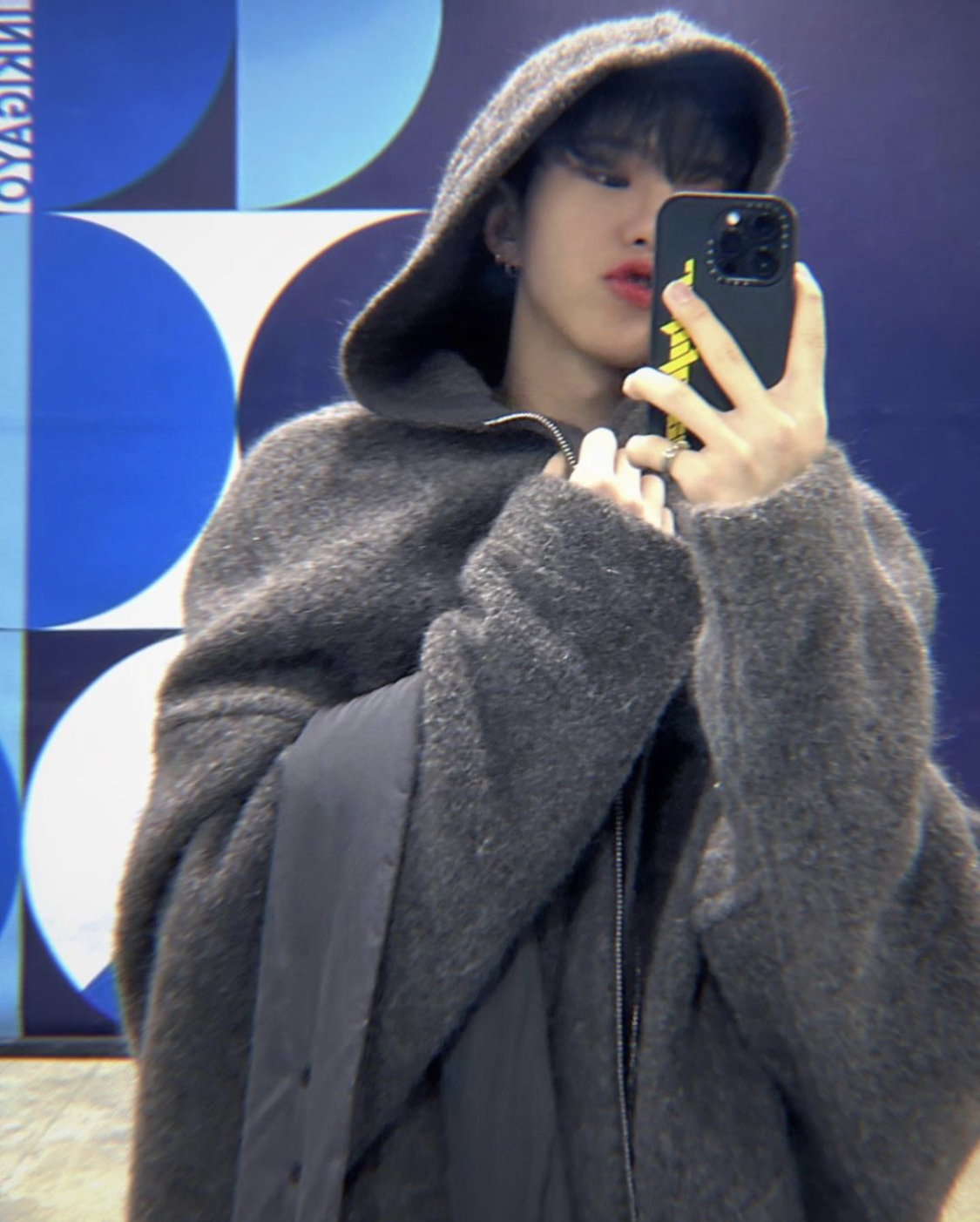 [잡담] 오늘 호시 너무 남자고 잘생겼는데 귀여워,, | 인스티즈