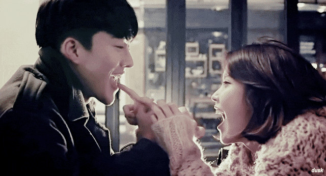 [잡담] 여러분이 생각하는 아이유가 커리어에 가장 큰 성과를 남긴 해는 언제? | 인스티즈