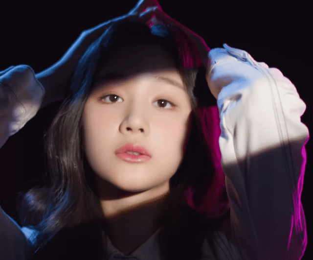 [잡담] YG 신인 걸그룹 베이비몬스터 파리타, 루카 보고 갈 사람! 👶🏻😈 | 인스티즈