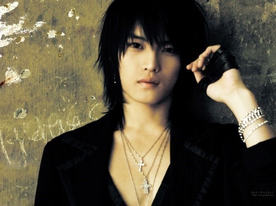 [잡담] 와.... 김재중 여전히 잘생겼네.... | 인스티즈