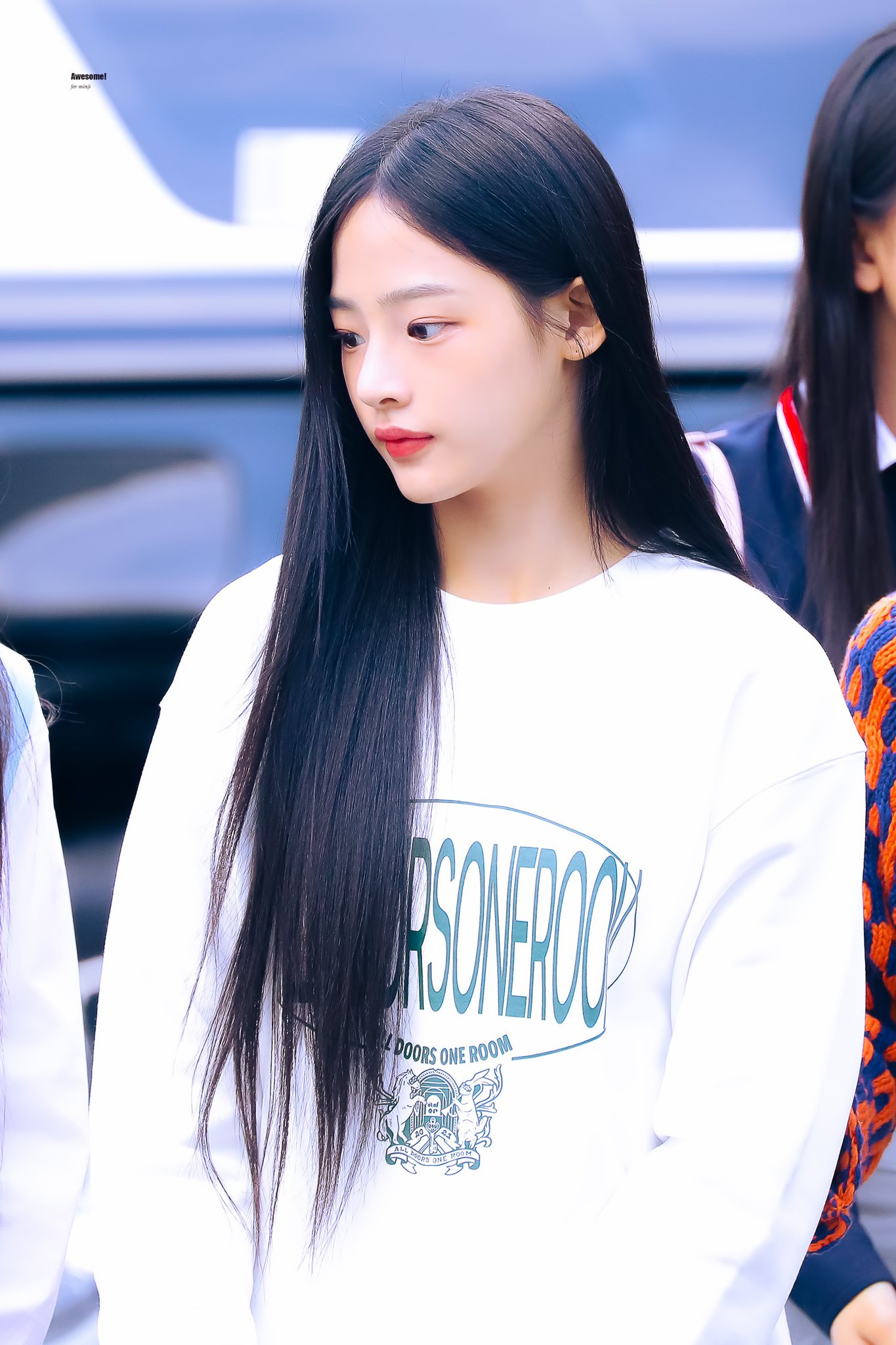 [잡담] 민지의 데뷔부터 지금까지! 뮤직뱅크 출근길 일대기❤️‍🔥 | 인스티즈