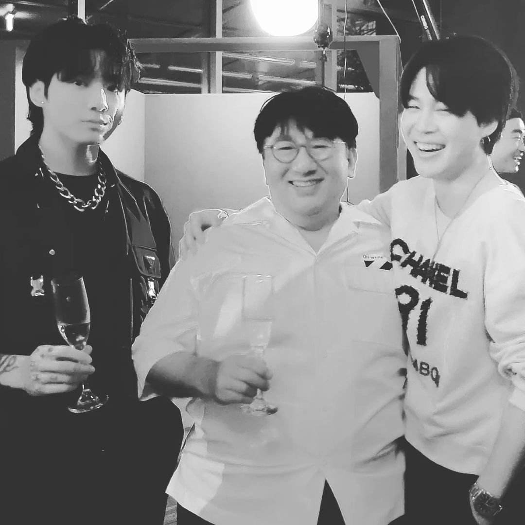 [잡담] 방시혁 인스타 하이브돌이랑 찍은 사진밖에 없음ㅋㅋㅋㅋㅋㅋㅋ | 인스티즈