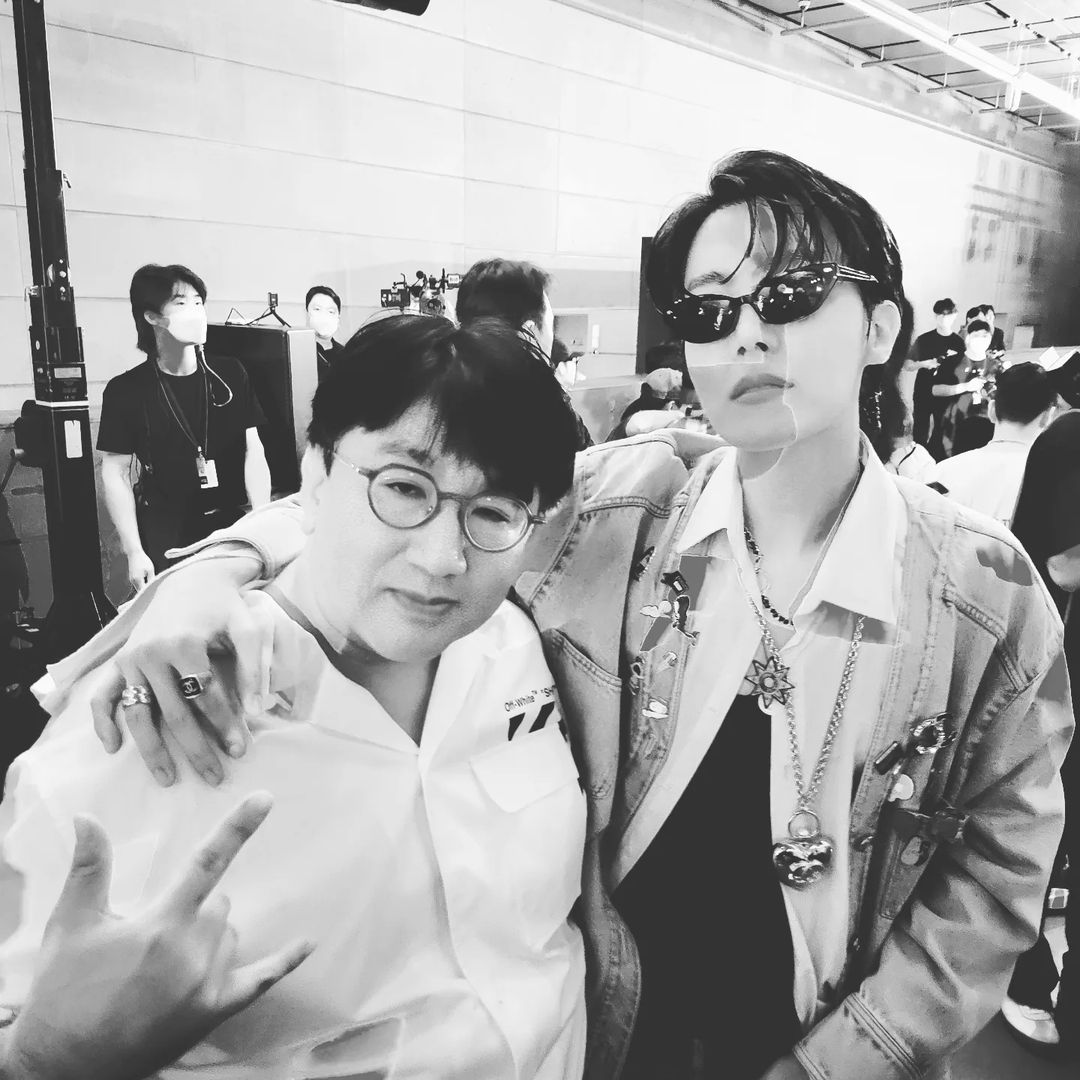 [잡담] 방시혁 인스타 하이브돌이랑 찍은 사진밖에 없음ㅋㅋㅋㅋㅋㅋㅋ | 인스티즈