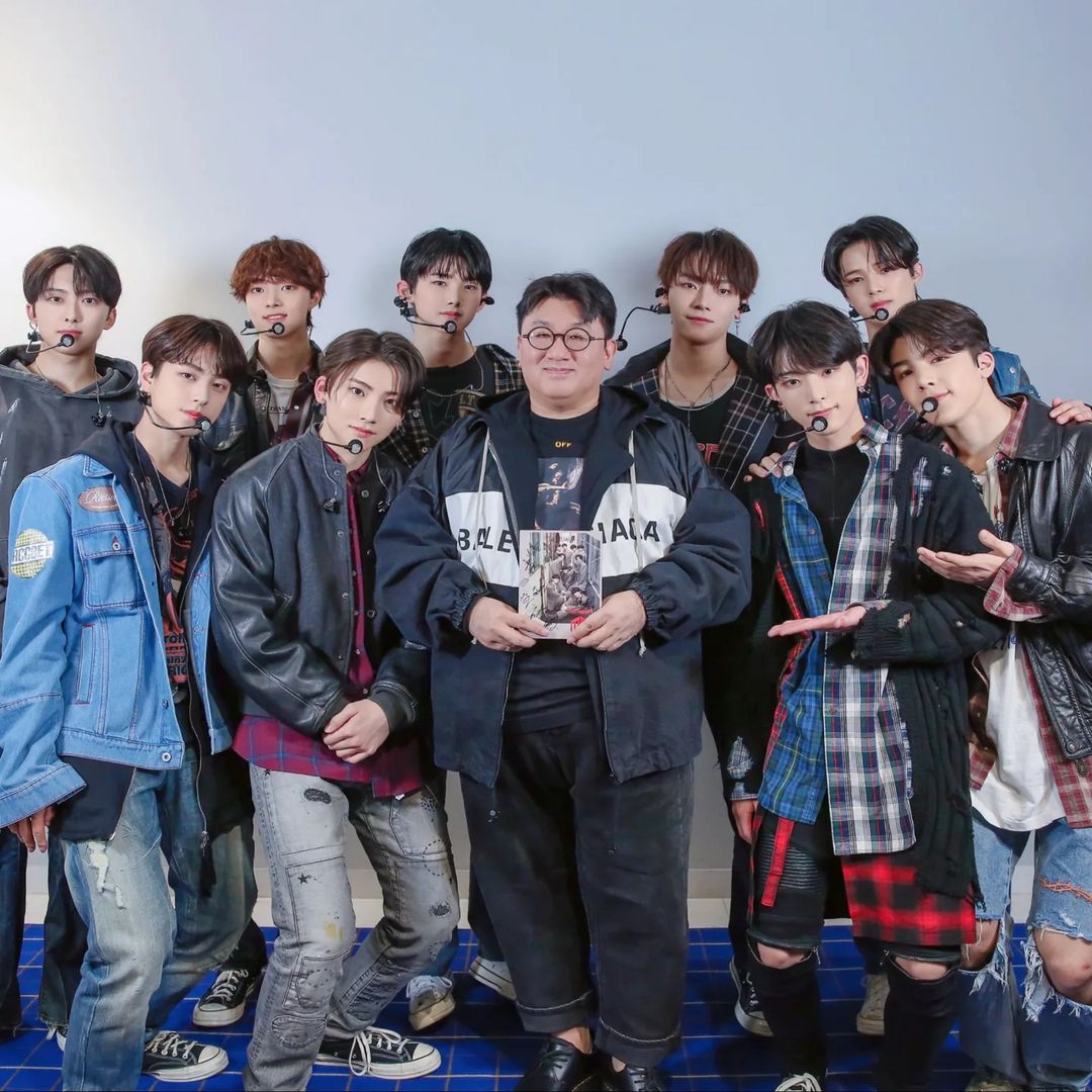 [잡담] 방시혁 인스타 하이브돌이랑 찍은 사진밖에 없음ㅋㅋㅋㅋㅋㅋㅋ | 인스티즈
