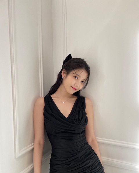 [잡담] 아이유 인스타 업로드 | 인스티즈