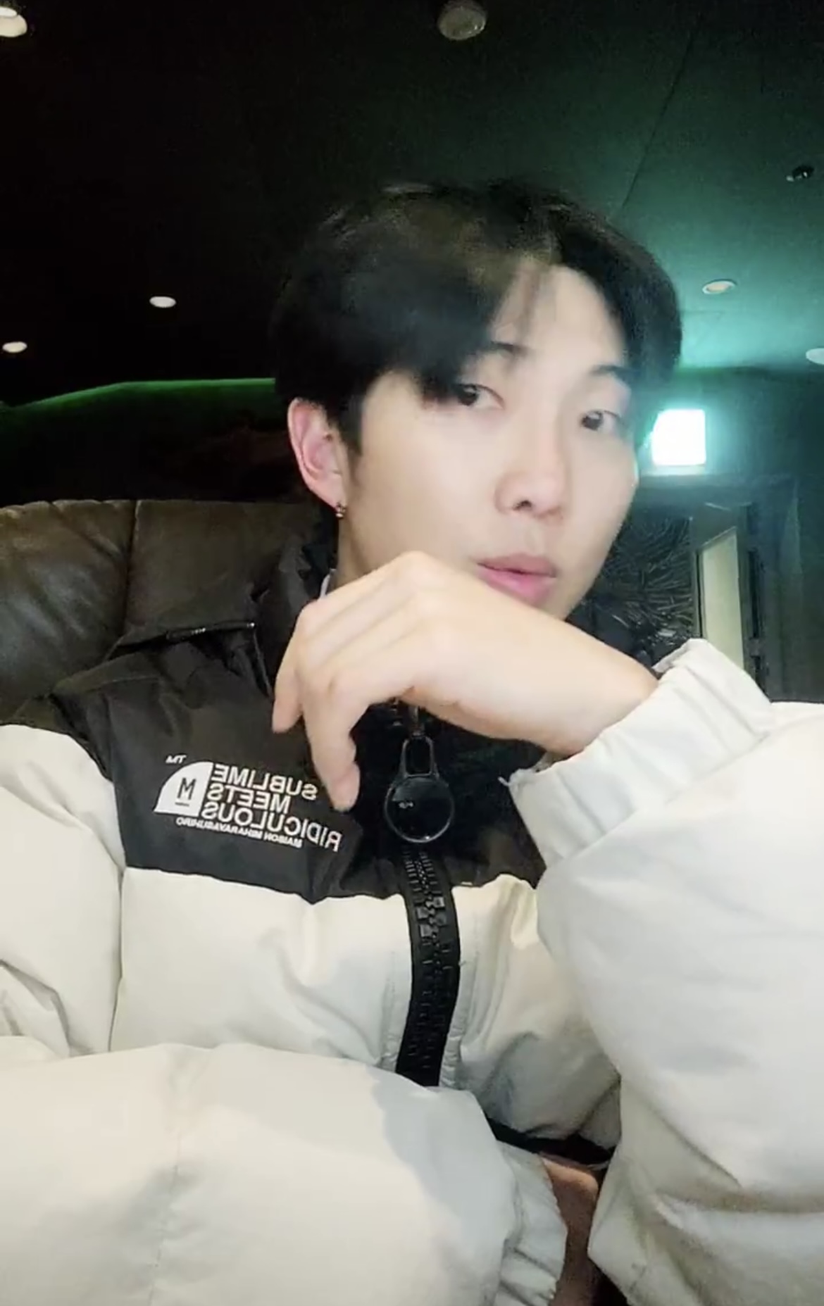 [잡담] 김익인 김남준을 좋아하면서 얼빠가 아니라고 말하고 다녀 충긕 | 인스티즈