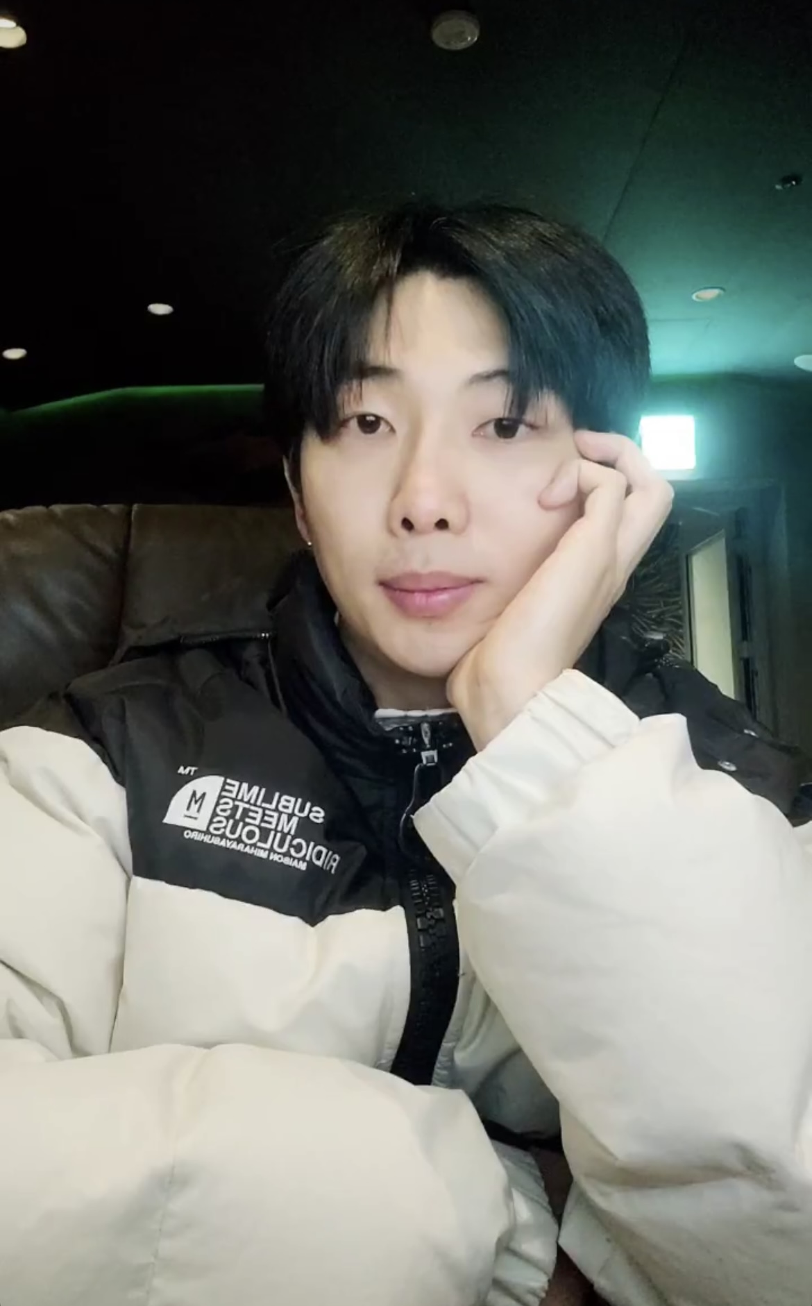 [잡담] 김익인 김남준을 좋아하면서 얼빠가 아니라고 말하고 다녀 충긕 | 인스티즈