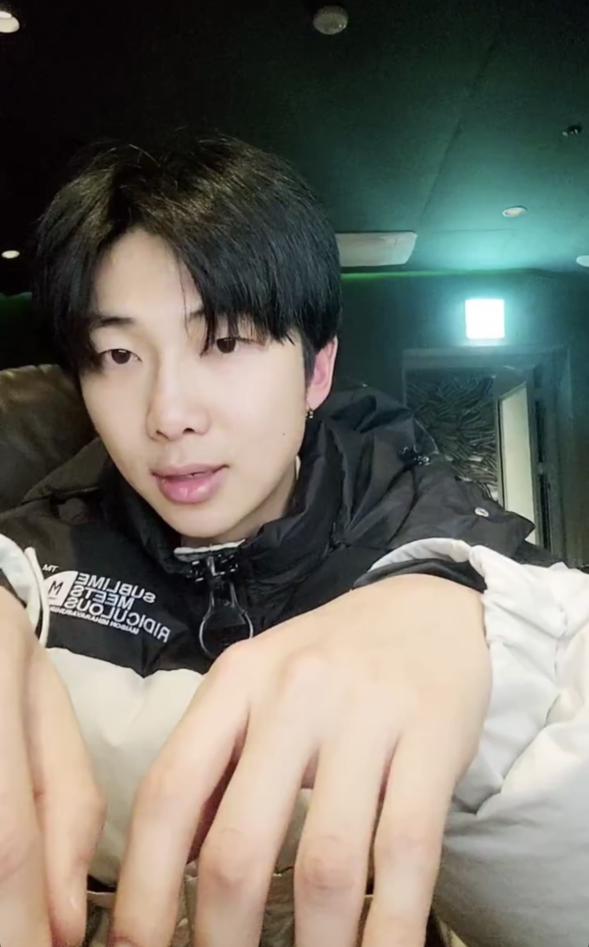 [잡담] 김익인 김남준을 좋아하면서 얼빠가 아니라고 말하고 다녀 충긕 | 인스티즈